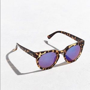 QUAY Australia Class of ‘89 Sunglasses